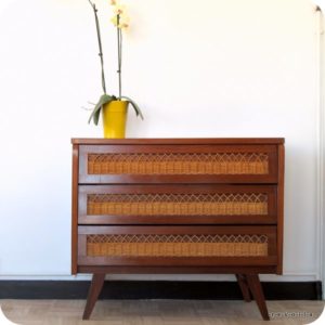 Commode décor rotin