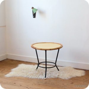 Table rotin pieds metal