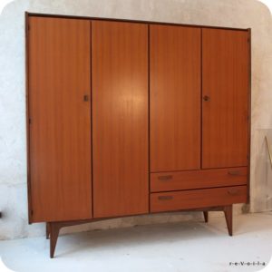 Armoire design scandinave