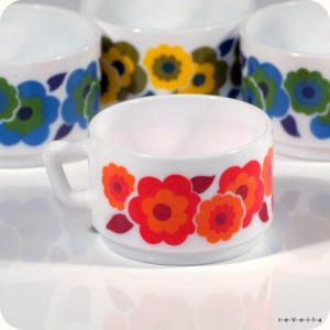 4 tasses arcopal Lotus