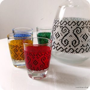 Service liqueur jacquard